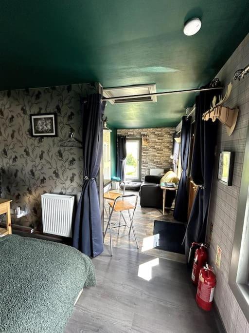 The Potter'S Rest, A Cosy Wee Cabin In The Highlands Watten Exteriér fotografie